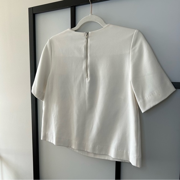 [6] H&M White Structured Short Sleeve Crop Top W/ Silver Jewel Embellishments - Picture 7 of 13